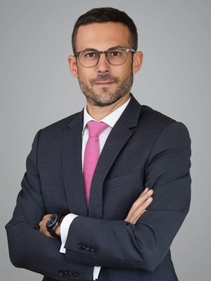 neckerfinance-_0000_Fabien Kurer couleur