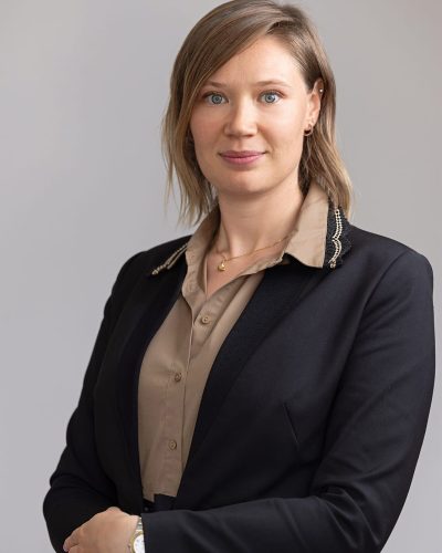 neckerfinance-_0007_Marine Converset